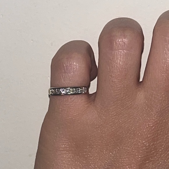 Ladies Pinky Ring with 7 Fiery Diamonds Size 3.25